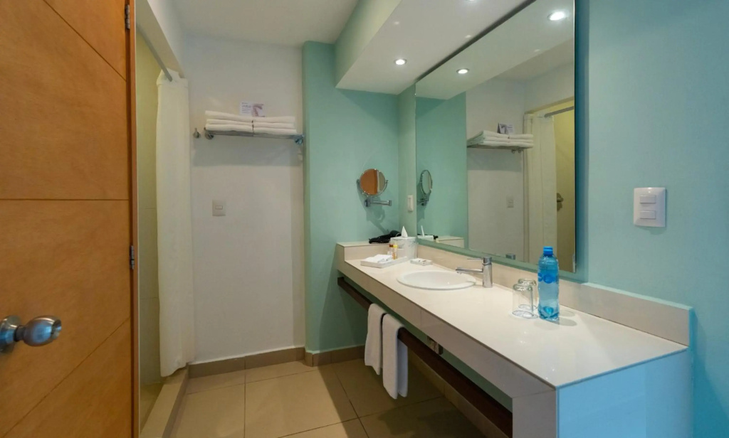 Cancun Bay All Inclusive Hotel