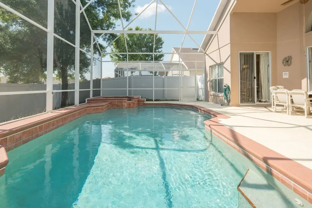 FC121PP Four Corners - Five Bedroom Home
