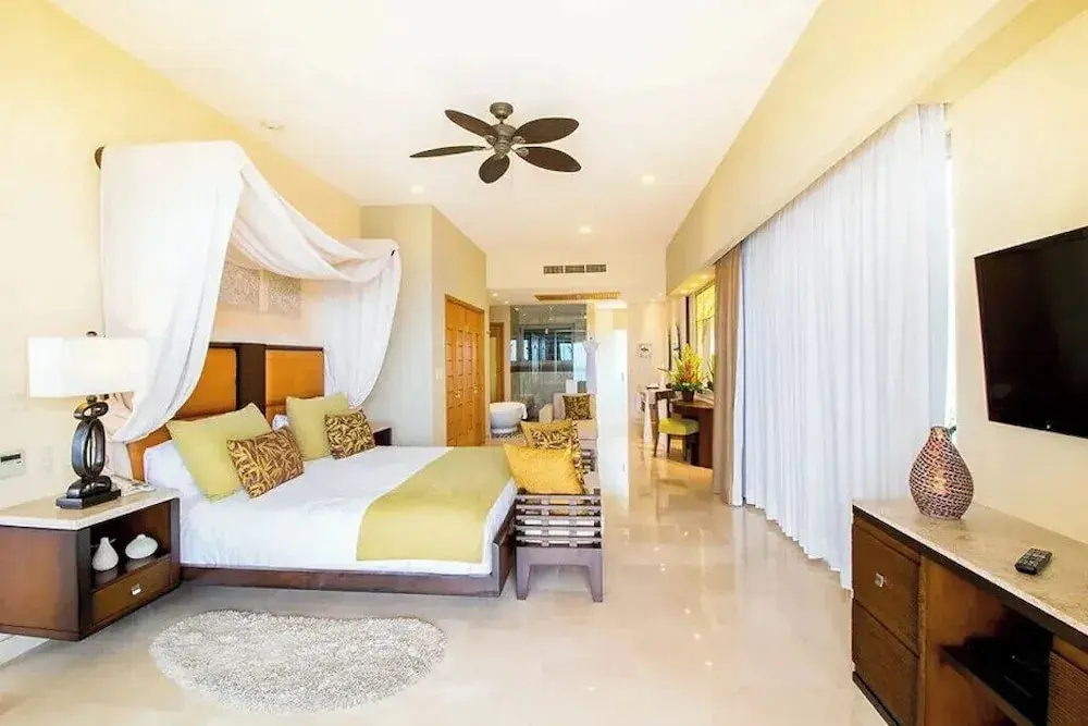 Garza Blanca Beach Studio 5-Star Resort