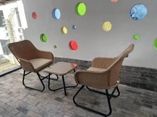 Ouyue Yuerongshe Feiyi Art Hotel (Wutian Old Street Branch)