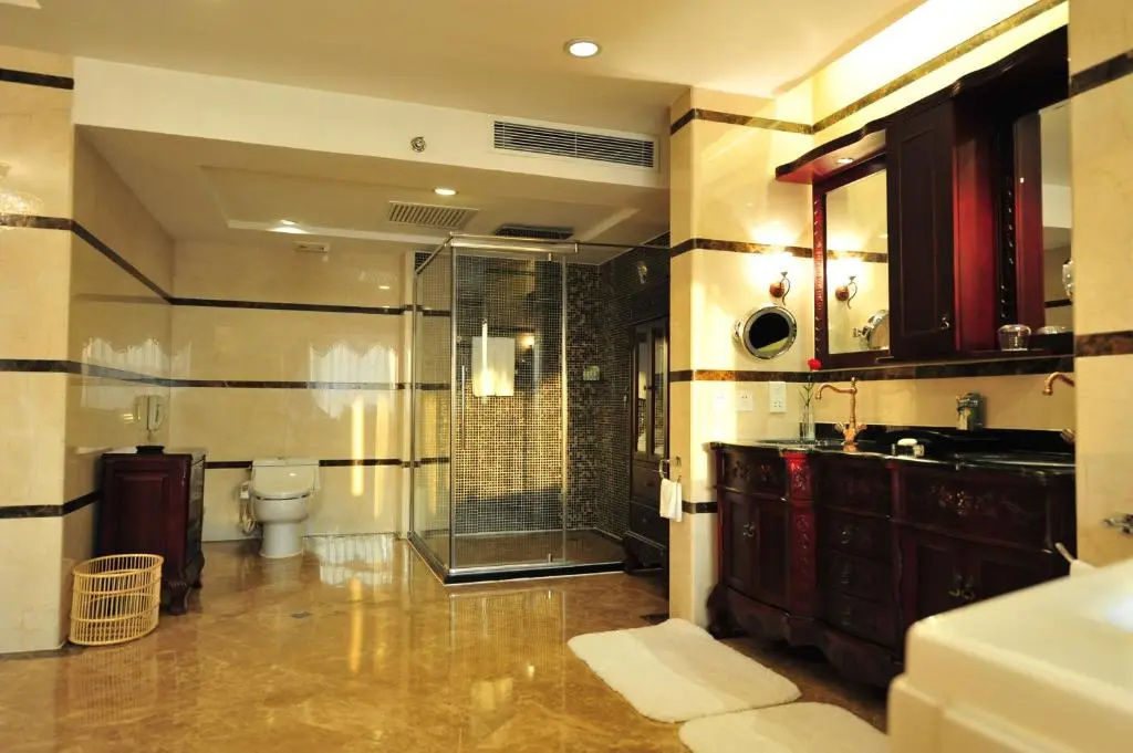 Yun-Zen Century Hotel