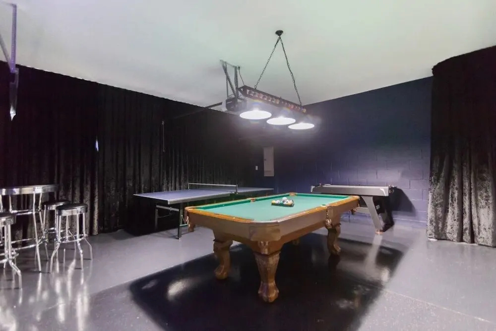 Champions Gate 1620 - Eight Bedroom Pool Home