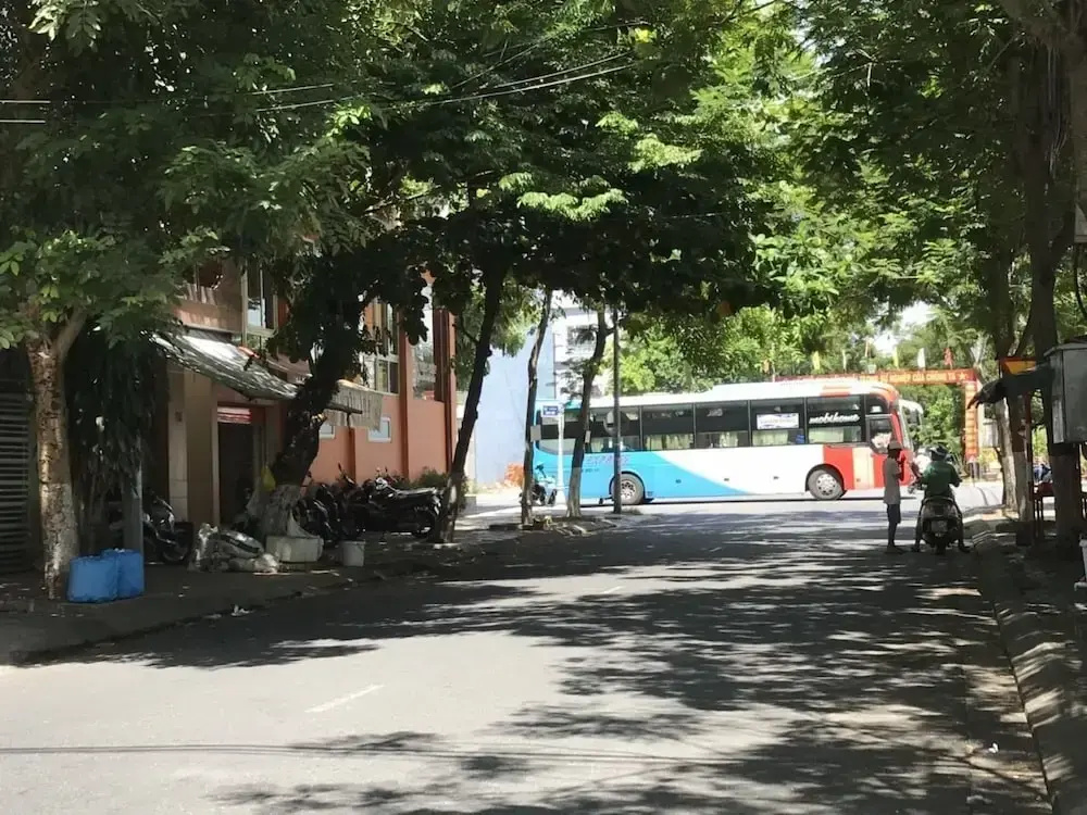 Minh Long Hotel