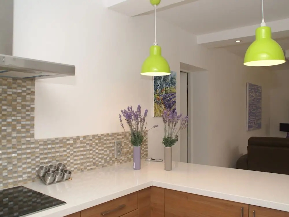 Detached Holiday Home on the Edge of a Vineyard at Châteauneuf-du-pape
