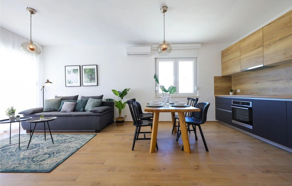 Gorgeous Home In Vrsi