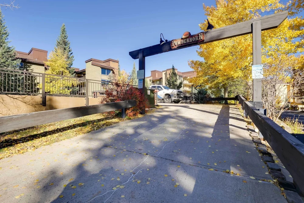 Cozy Ski-in/ski-out Breckenridge Condo: Mtn Views!