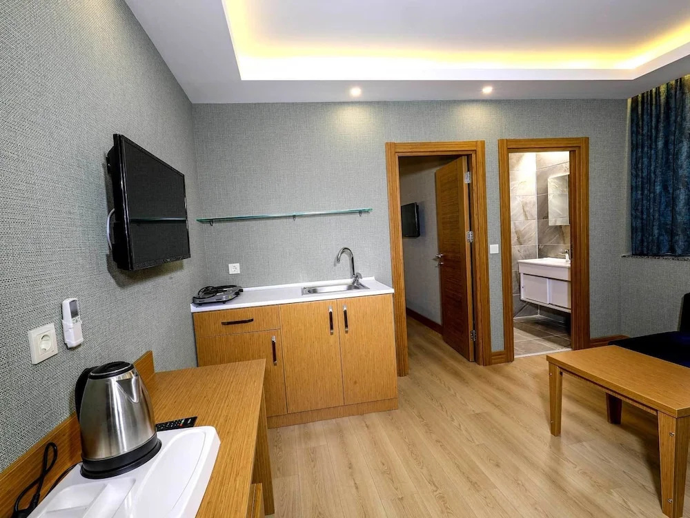 Grand Elmira Suites