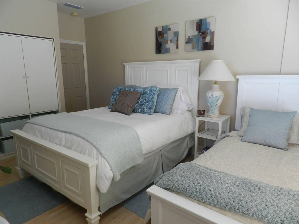 The Stone Gate Inn Bed & Breakfast