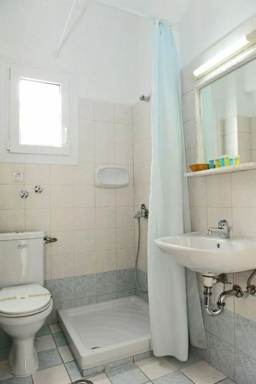 Tilemachos Rooms & Studios