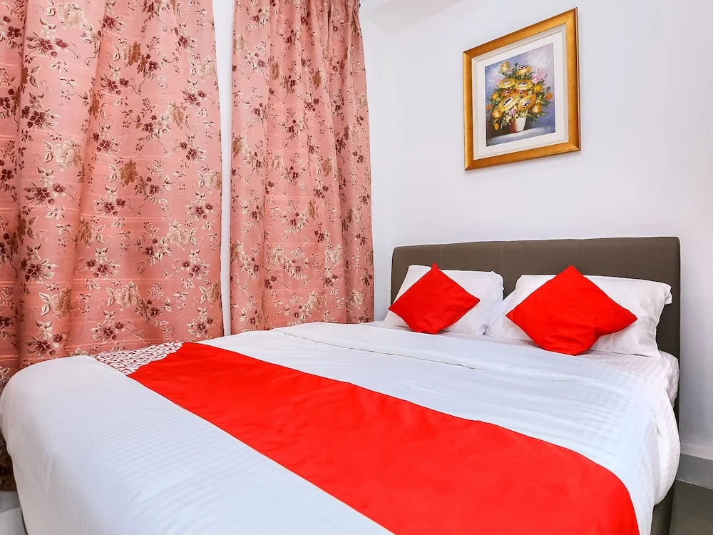 Roselyn Inn by OYO Rooms