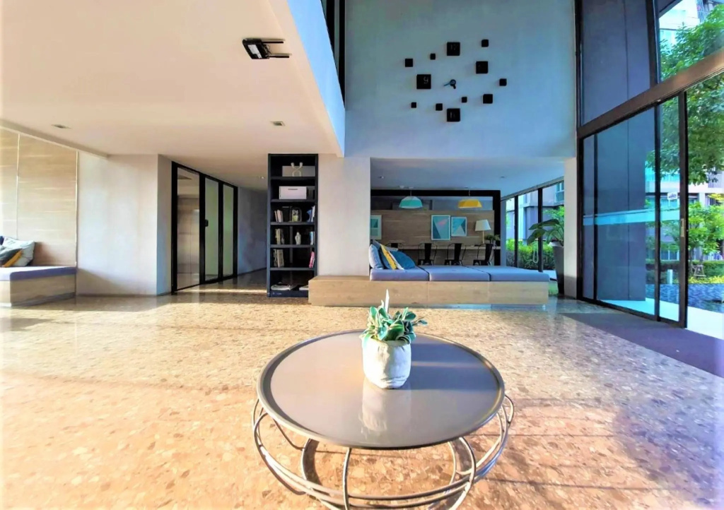 Phuket Service Residence