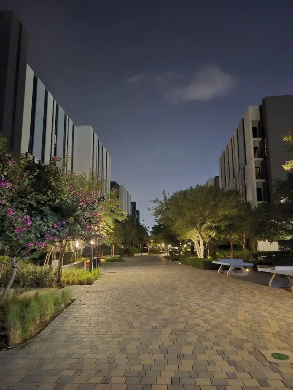 Shiro Elegant Living