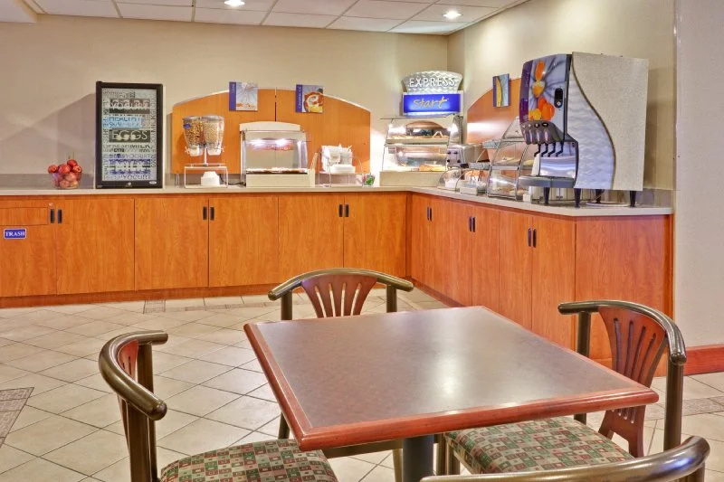 Comfort Inn Clarksville (ex.holiday Inn Express Clarksville)