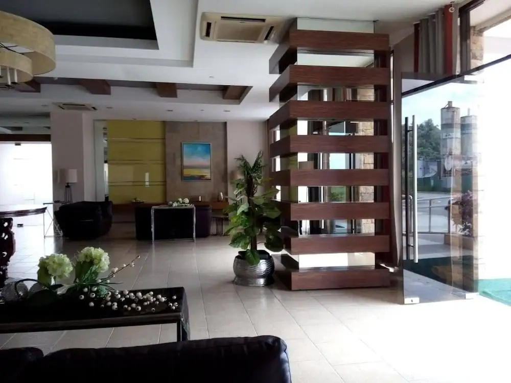 DLC Place - Splendido Taal Tower 1 Tagaytay