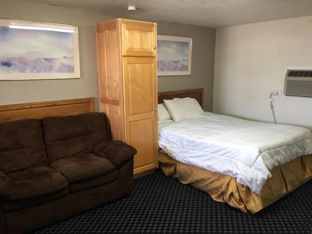 Sloans Motel