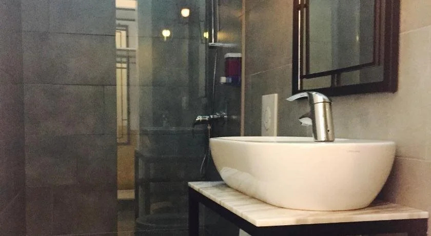 Hotel Antigone