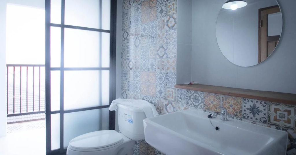 V1 Room Hotel