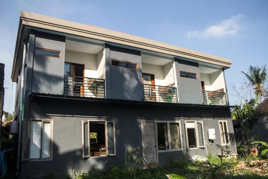 Ratna Villa 4