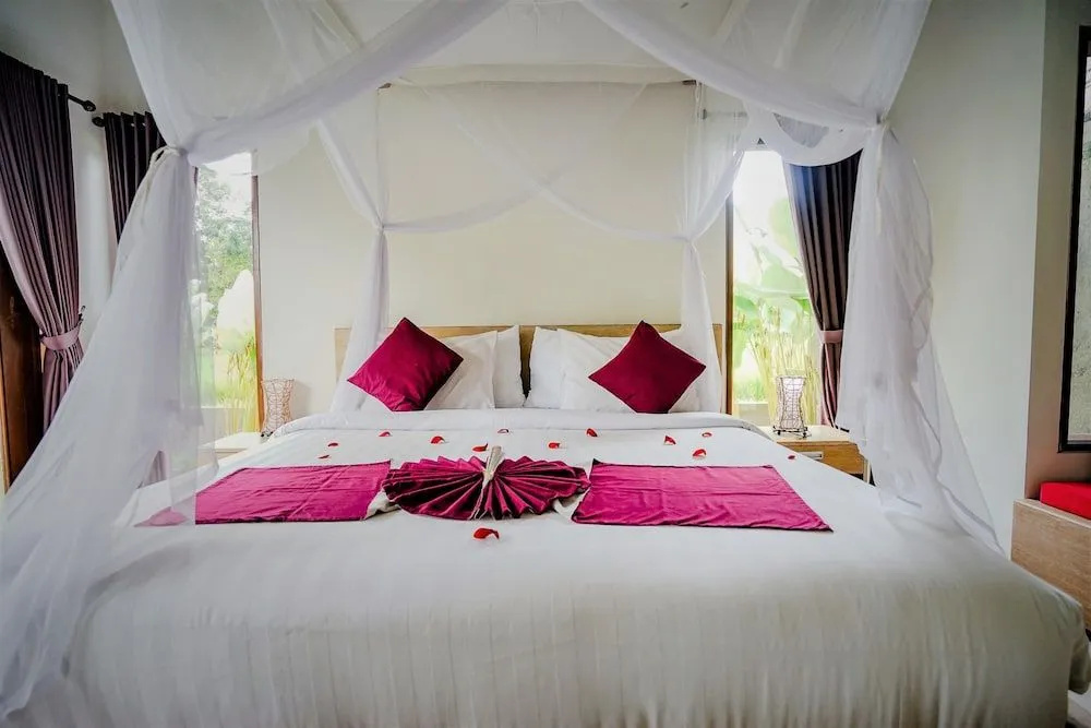 Three Gold Luxury Private Villas