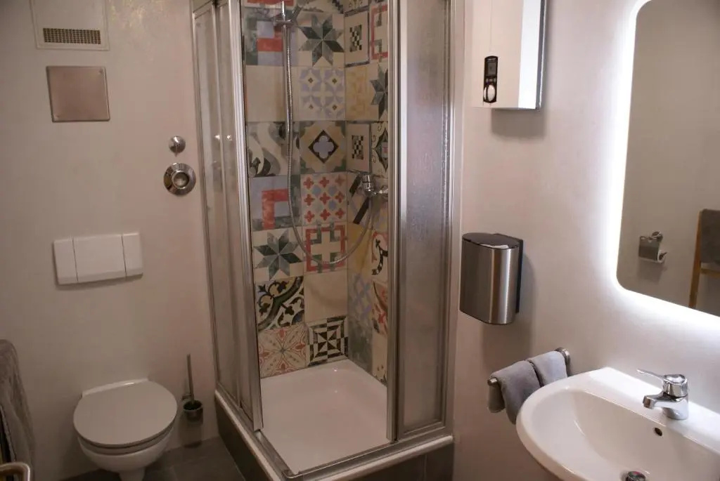 Apartment 14