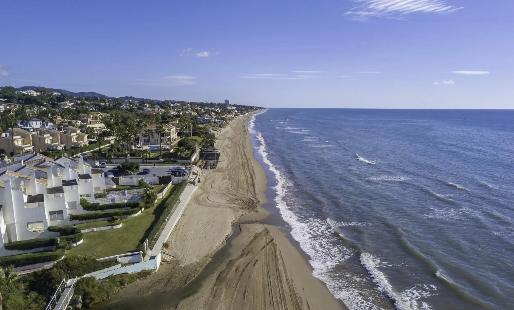 20945 - Great Apartment Very Near Beach
