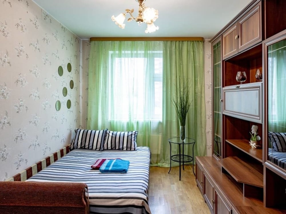 Апартаменты, ул. Островитянова, 5, к. 1