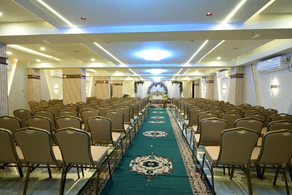 Alcott Hotel & Resorts
