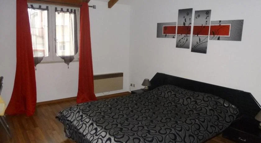 Studio/Hôtel Porte De France