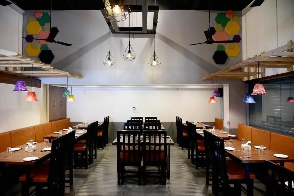Hotel Pushpak