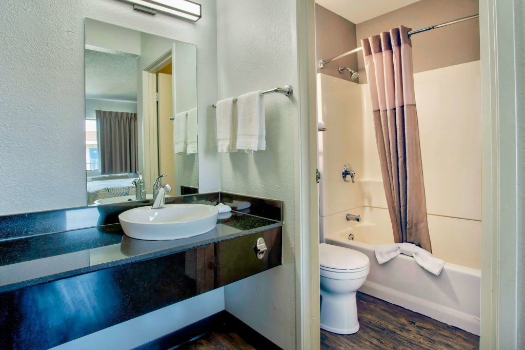 Motel 6-Salem, OR