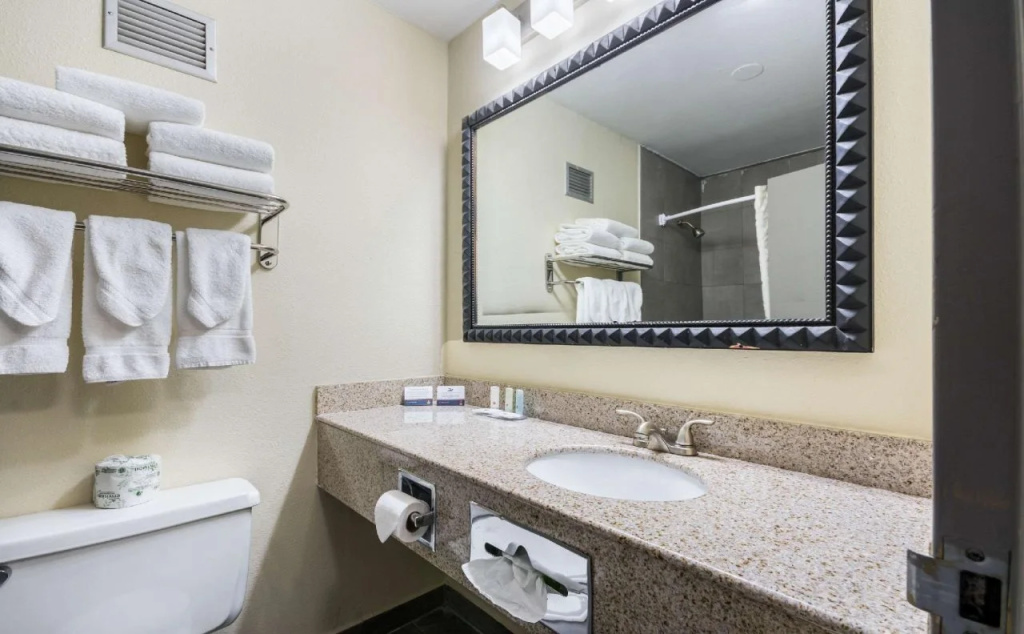 Bricktown Hotel & Extended Stay