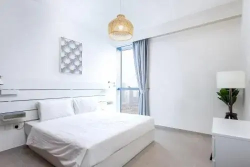 Spacious & Full of light 3BR+ kids Dubai Mall