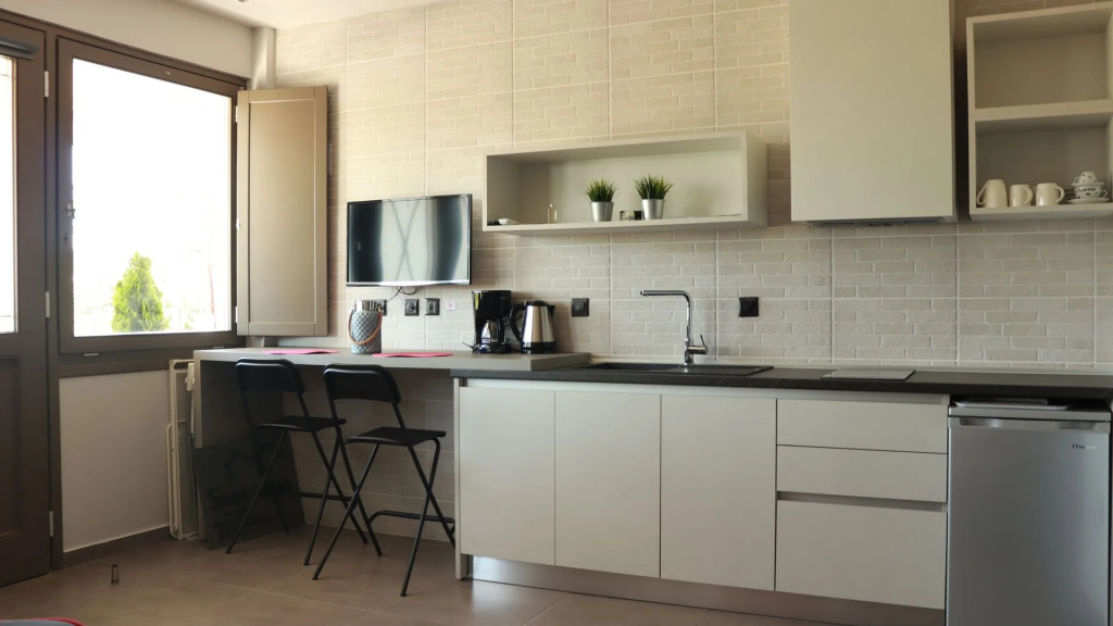 Hanioti Suites