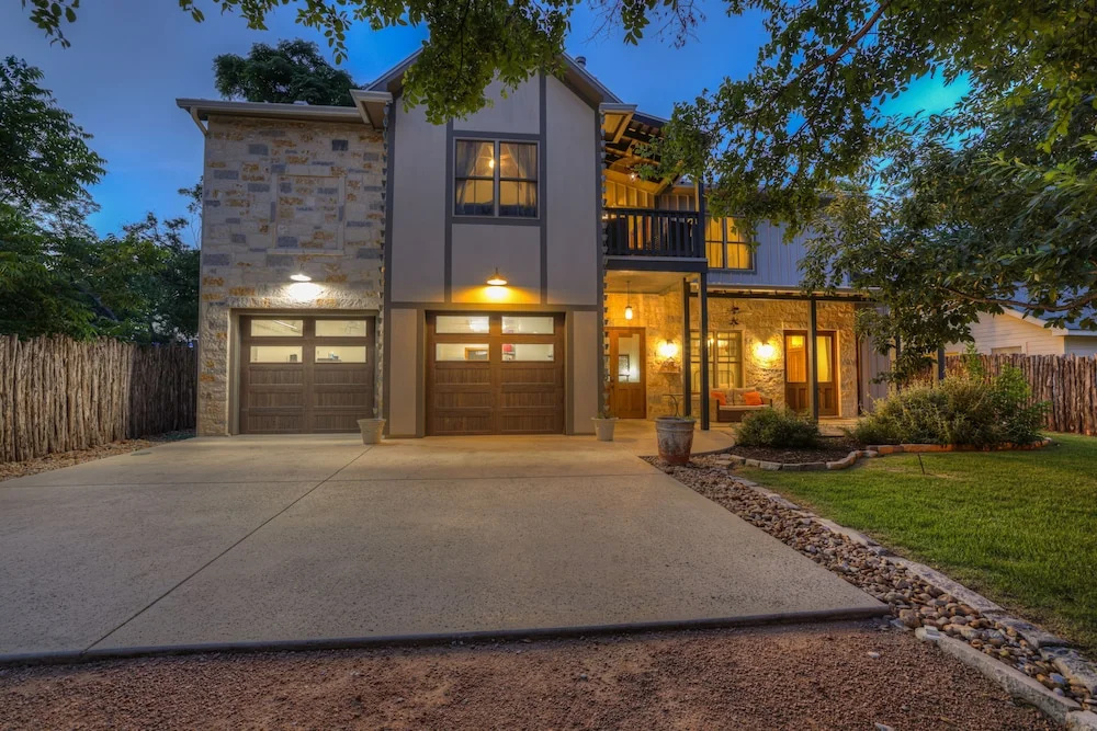 Luxury Craftsman Home With Hot Tub and Firepit - 1blk to Main
