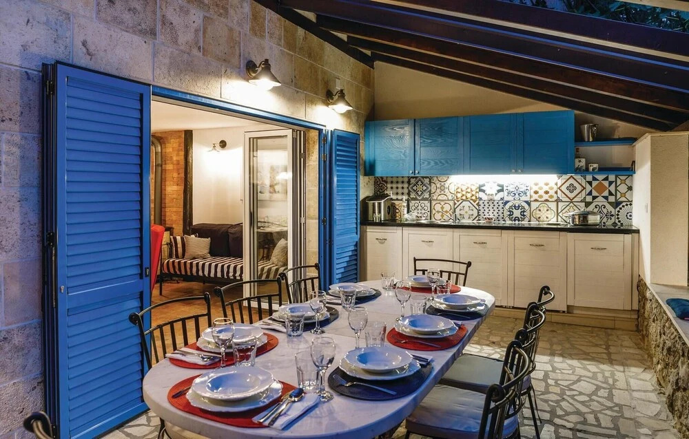 4 Bedroom Beautiful Home In Omisalj