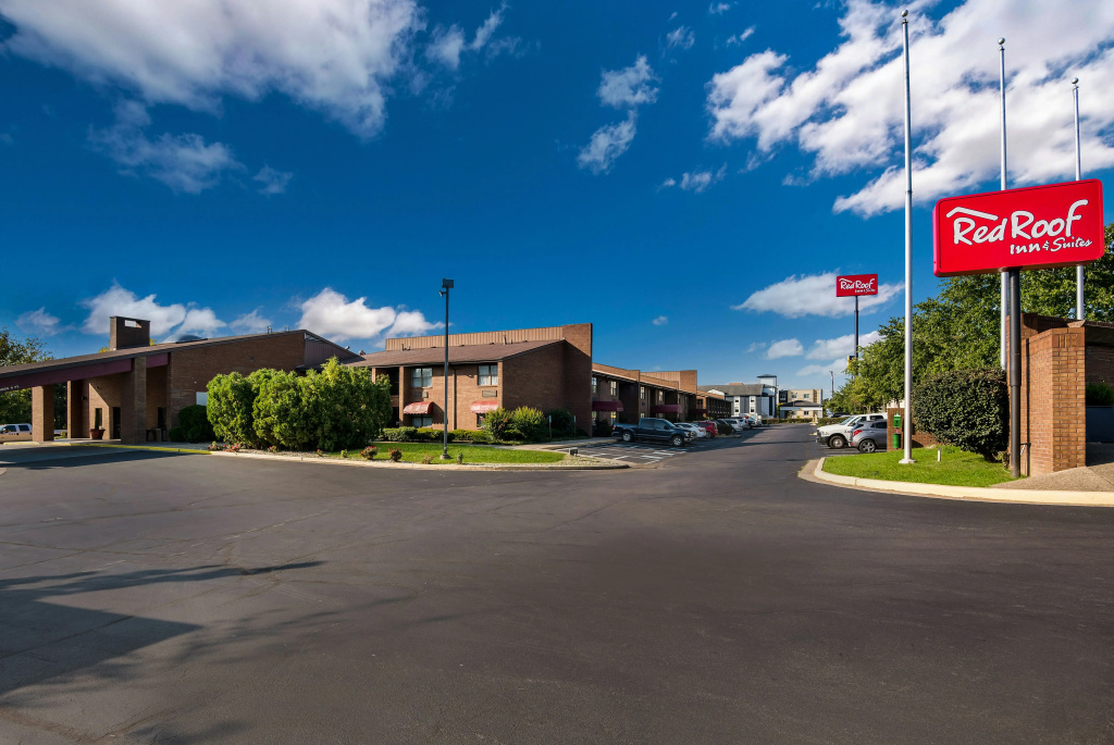 Guesthouse Inn & Suites Lexington