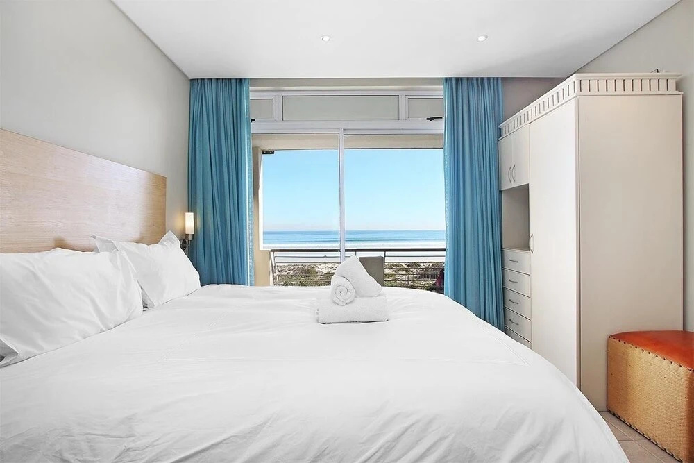 Leisure Bay 214