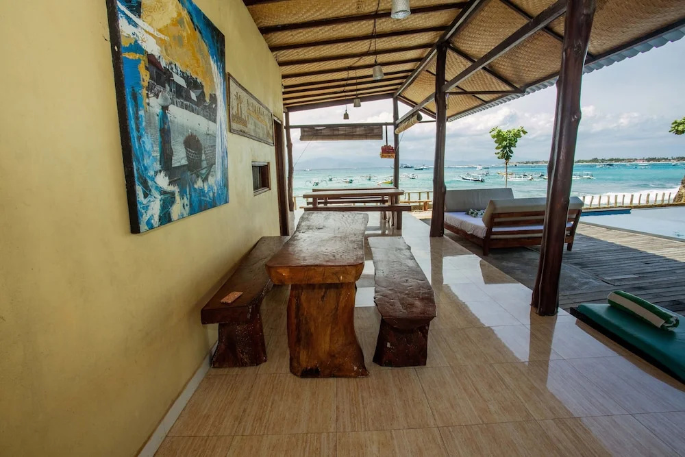 DMuncuk Huts Lembongan