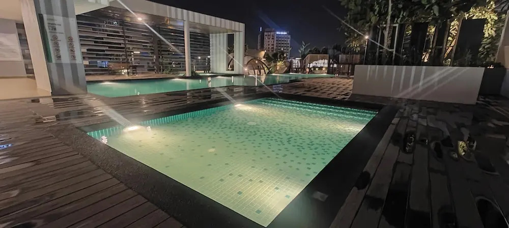 THR1 Cozy Studio with Netflix SKYTREES