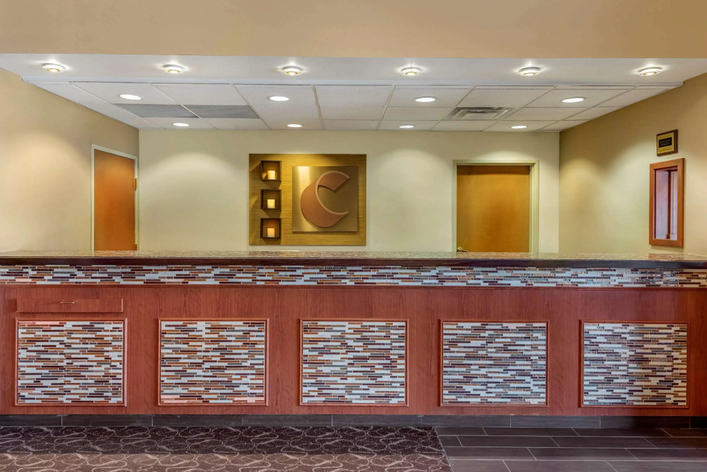 Comfort Suites Castle Rock - Denver South