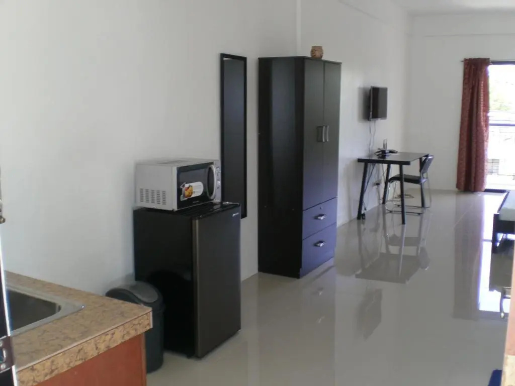 The Palines Apartment Hotel near Villar City Alabang