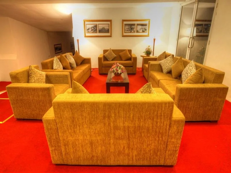 The Queensburry City Hotel