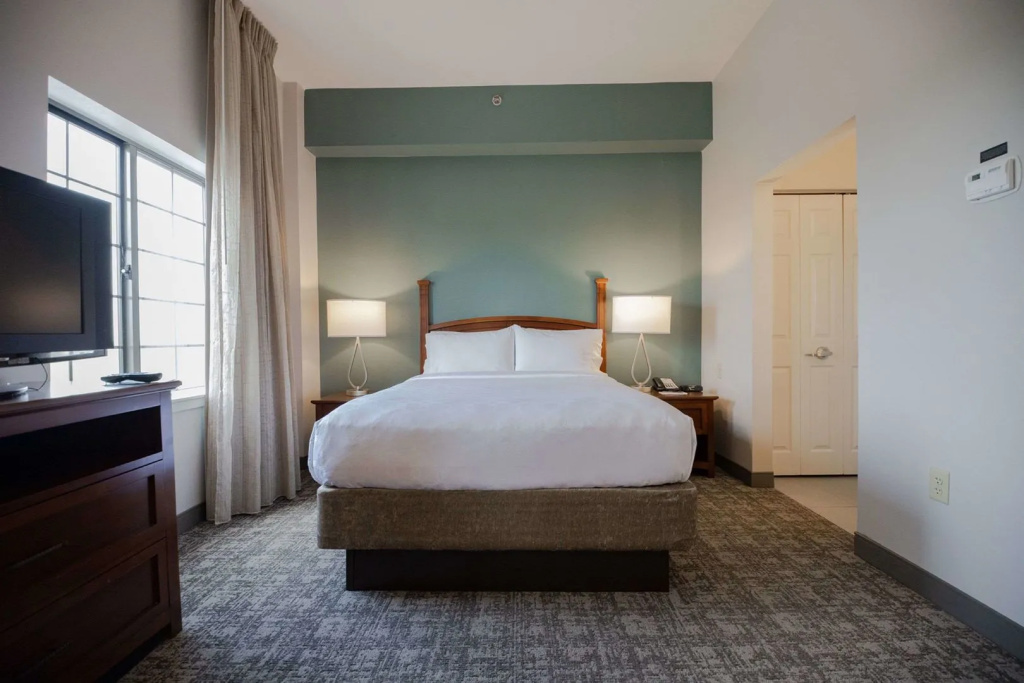 Sonesta ES Suites Austin The Domain Area - Newly Renovated