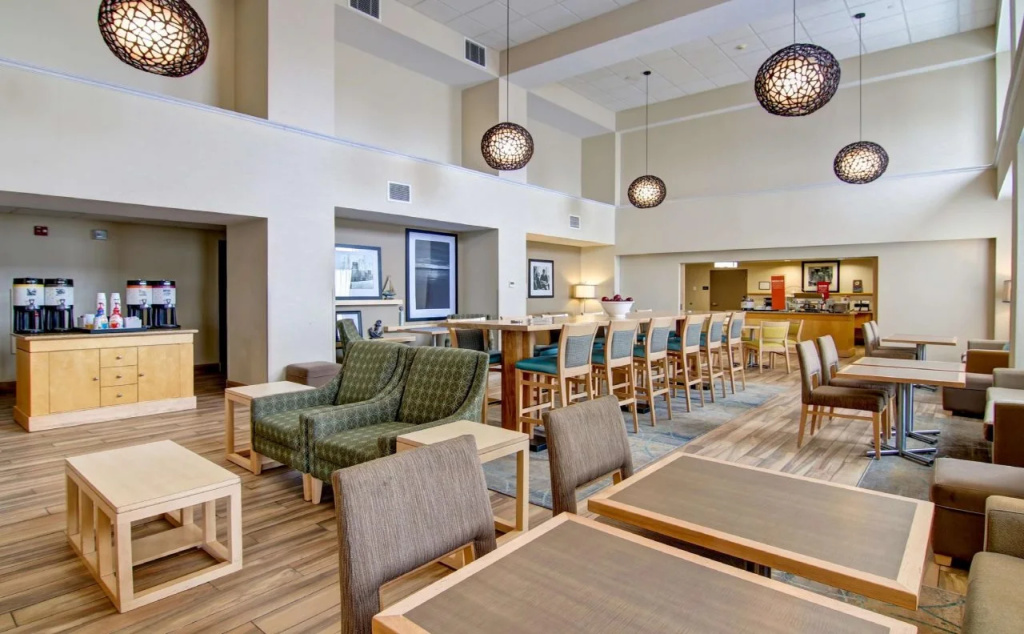 Hampton Inn & Suites Saint John