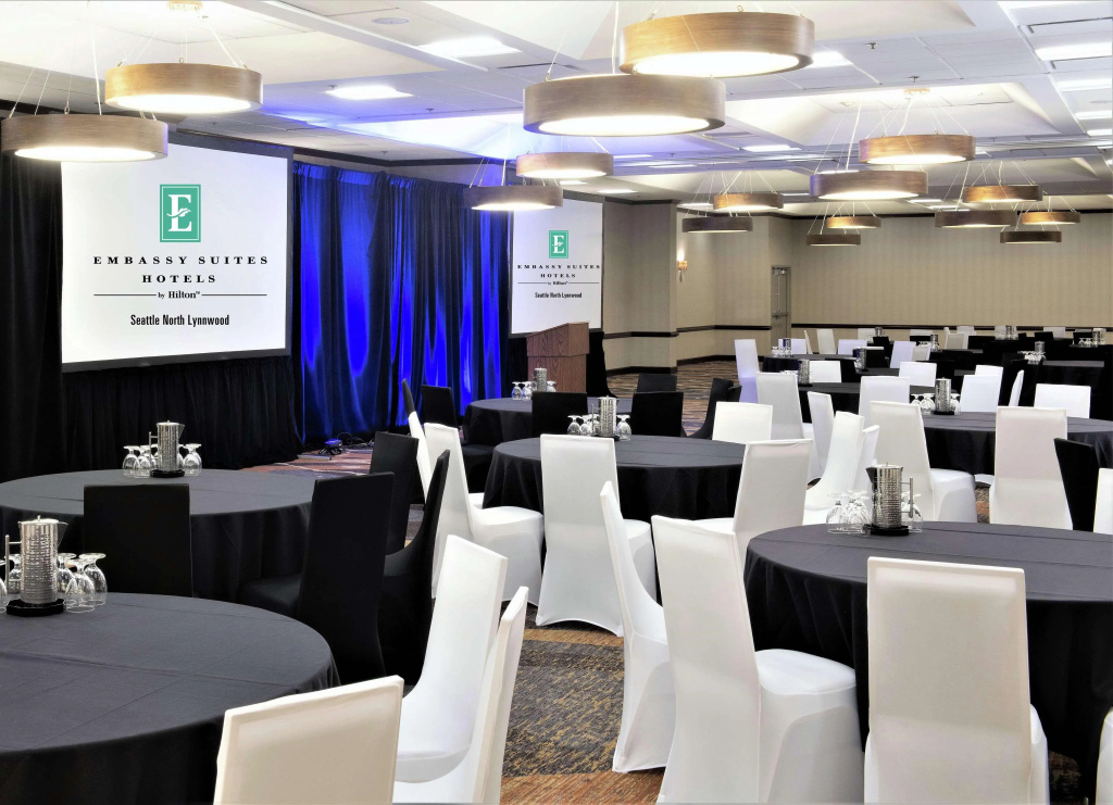 Embassy Suites by Hilton Seattle North Lynnwood