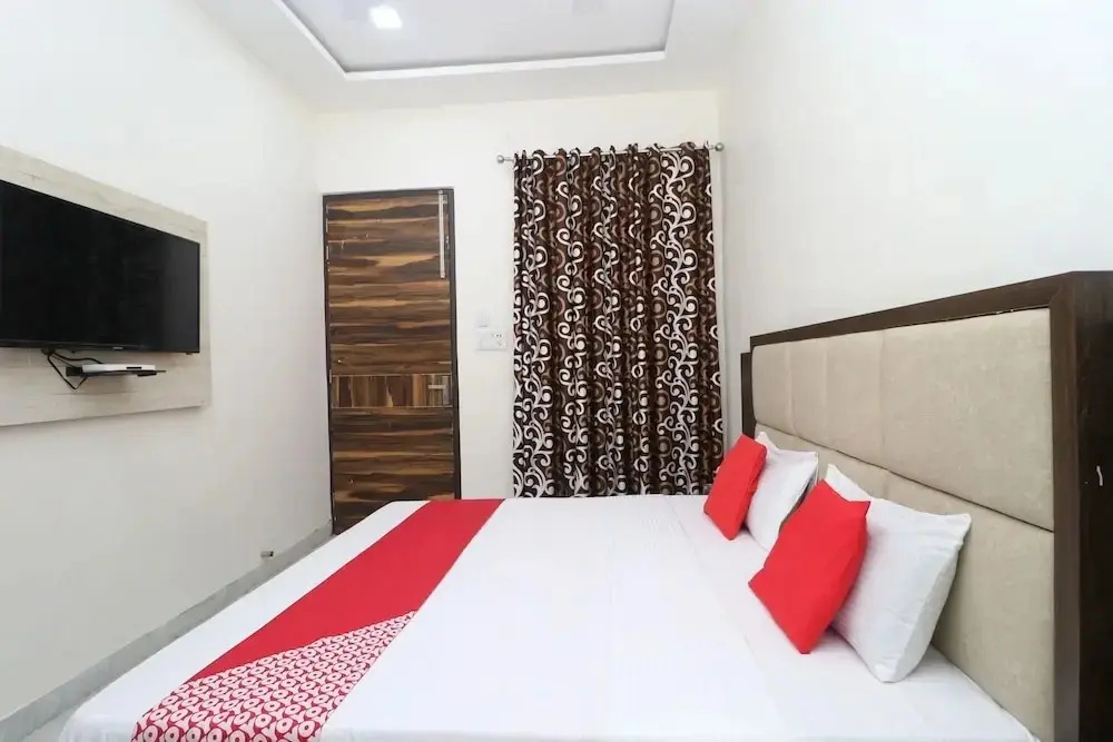 Hotel Indigo by OYO Rooms