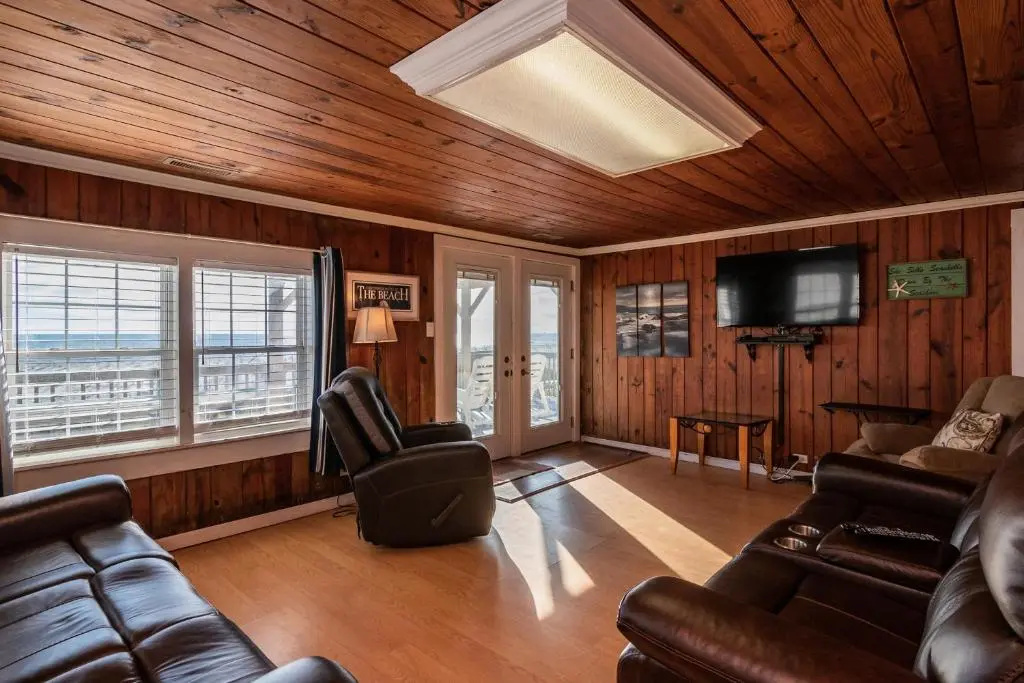 Heather Leigh by Oak Island Accommodations