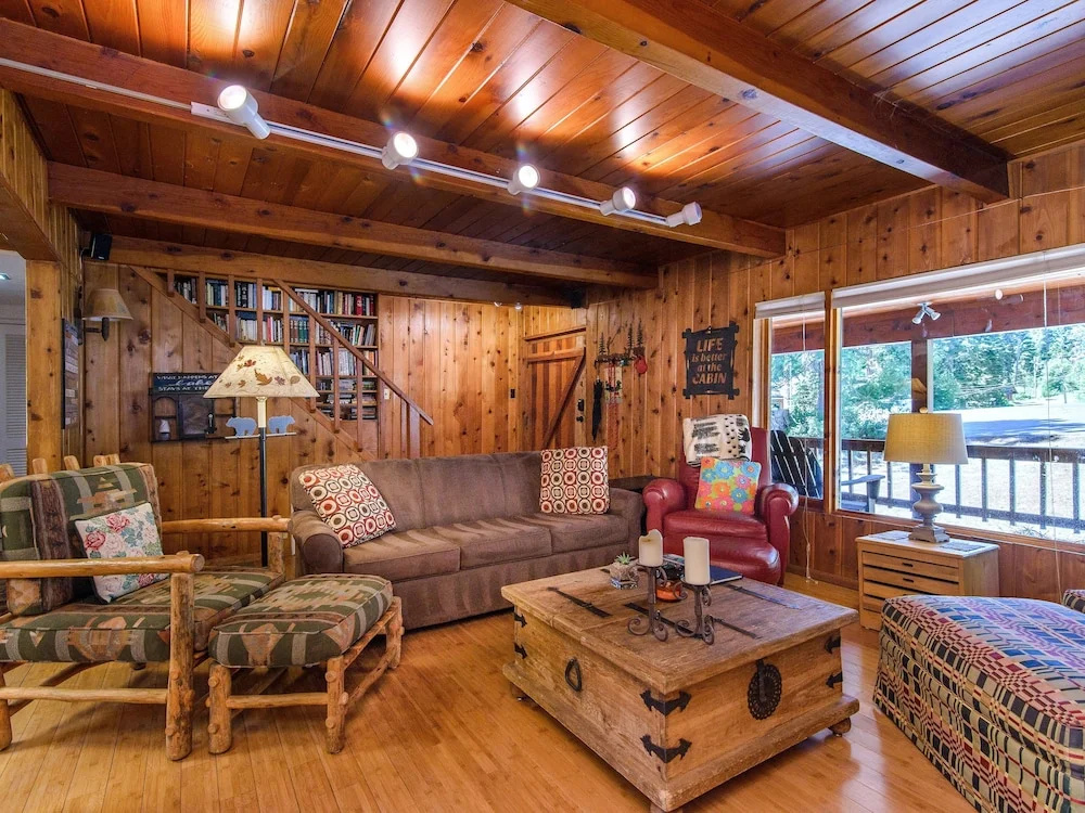 True Tahoe – Classic Cabin - 4 Br cabin by RedAwning