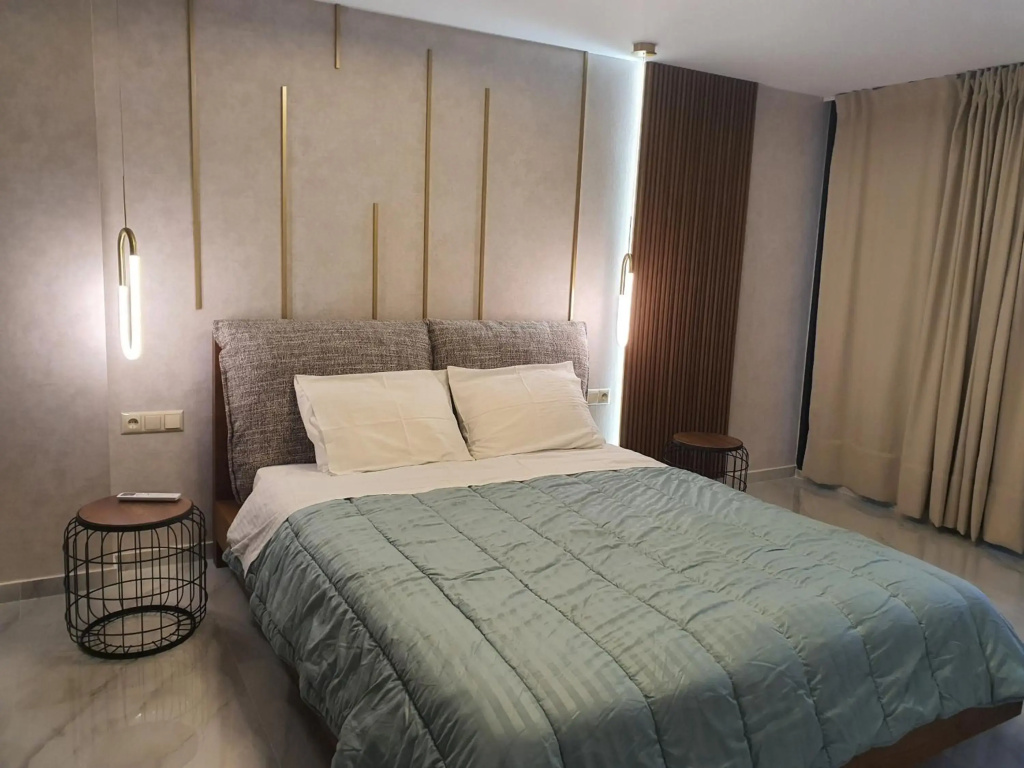 Adell Miramare Golden Loft
