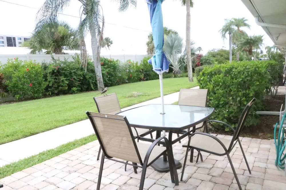 Jamaica Royale 086 - 2 Br Condo